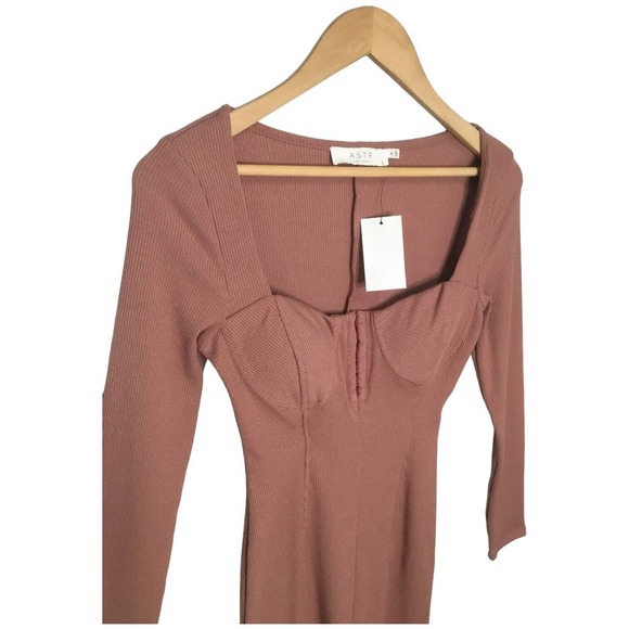 New ASTR The Label Ribbed Long Sleeve Hook Eye Front Bodycon Dress Blush S - Picture 3 of 12